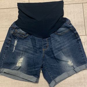 S.O.N.G Maternity shorts